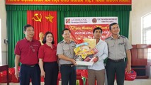 Cục THADS tỉnh Bình Định thăm, tặng quà tết cho người dân