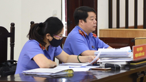 Đại diện VKSND tại tòa.
