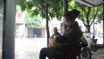 Khu trọ vắng tanh và tâm tư nữ công nhân ngủ ngày 'cày' đêm