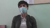 Vào trại tạm giam vì