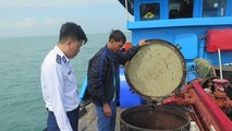 BTL Vùng Cảnh sát biển 2 kiểm tra tàu An Bình 88.