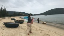 Bước chân thăm lại làng cũ