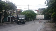 Một barie án ngữ trên đường dân sinh tại Đông Triều