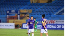Lương "dị" vẫn là cầu thủ không thể thiếu của CLB Hà Nội.