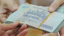 Có chính sách khuyến khích thêm đối với công chức nghỉ hưu trước tuổi theo nguyện vọng.