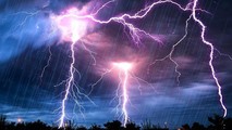 Cảnh báo thời tiết nguy hiểm, Quảng Ninh đến Quảng Ngãi cần chủ động phòng chống