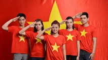 ”Đừng hỏi Tổ quốc đã làm gì cho ta, mà cần hỏi ta đã làm gì cho Tổ quốc hôm nay?”. Ảnh minh họa