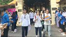 Thí sinh Hà Nội thở phào sau môn thi Tiếng Anh.