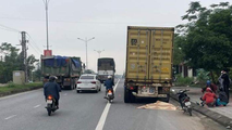 Tin giao thông đến sáng 16/11: Nữ sinh tử nạn trên đường đi học về; xe container lùi cán cụ ông đi bộ tử vong