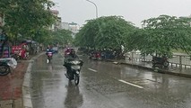 Đêm nay Bắc bộ chuyển lạnh kèm mưa giông