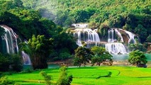 rong những năm qua, lĩnh vực du lịch dịch vụ trở thành trọng điểm của khu vực 6 tỉnh Việt Bắc với hệ thống sản phẩm du lịch đặc thù (ảnh minh họa)