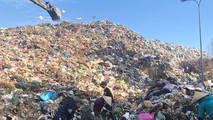 Bãi rác quá tải gây ô nhiễm nghiêm trọng hơn 10 năm ở Bạc Liêu