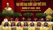 Đoàn Chủ tịch Đại hội.