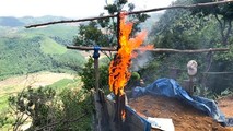 Lực lượng chức năng phá huỷ 27 láng trại phục vụ cho việc khai thác vàng trái phép.