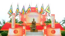 Tượng đài Nguyễn Bỉnh Khiêm.