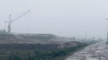 Bến bãi của Công ty TNHH bến bãi Đông Sơn vi phạm Luật Đê điều, Luật phòng, chống thiên tai