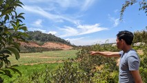 Khu đất này được người dân cho là Công ty TNHH Phương Đỏ Đà Loan được giao đất làm dự án đã từng bị khai thác vàng trái phép.