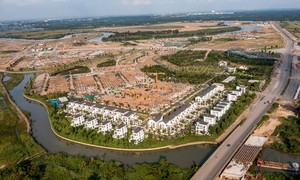 Trục Hương Lộ 2 đang triển khai giai đoạn 1, dự kiến hoàn thành giai đoạn 2 kết nối vào cao tốc TP HCM - Long Thành – Dầu Giây năm 2022.