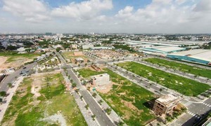 Theo HOREA, các quy định về khung giá đất và bảng giá đất ở các địa phương theo Luật đất đai 2013 đang có nhiều bất cập ảnh hưởng đến sự phát triển lành mạnh của thị trường bất động sản và quyền tự chủ của các địa phương.