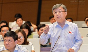 ĐBQH Trương Trọng Nghĩa (TP Hồ Chí Minh) phát biểu ý kiến
