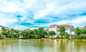 Mua biệt thự Vinhomes Riverside, nhận thẻ golf 25 năm và kỳ nghỉ dưỡng 450 triệu đồng
