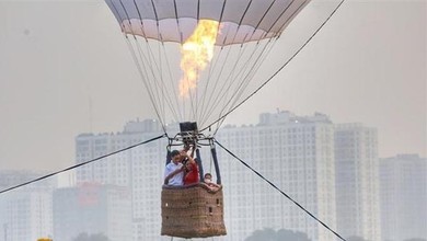 Vì sao tạm dừng dịch vụ trải nghiệm bay trên khinh khí cầu tại Hà Nội?
