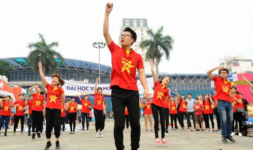 1.500 người tham gia “Nâng cao hình ảnh du khách Việt”
