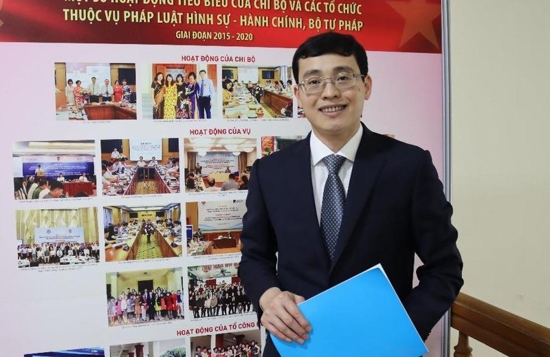 Xây dựng chính quyền đô thị tại Thành phố Hồ Chí Minh: Nhìn từ góc độ xây dựng, hoàn thiện thể chế