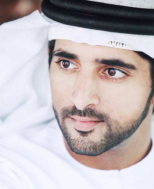 Thú vui chơi xa xỉ của Thái tử đẹp trai nhất Dubai Thú vui chơi xa xỉ của Thái tử đẹp trai nhất Dubai