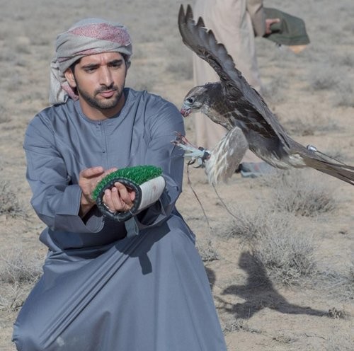 Thú vui chơi xa xỉ của Thái tử đẹp trai nhất Dubai Thú vui chơi xa xỉ của Thái tử đẹp trai nhất Dubai