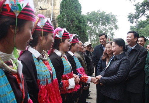 không có cột mốc nào vững chắc bằng lòng dân ở biên giới hình 1 khong co cot moc nao vung chac bang long dan o bien gioi hinh 1