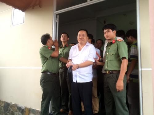 công ty tây nam, ngân hàng, agribank chi nhánh cần thơ, nâng khống, tài sản thế chấp, lừa đảo, thiếu trách nhiệm, cần thơ công ty tây nam, ngân hàng, agribank chi nhánh cần thơ, nâng khống, tài sản thế chấp, lừa đảo, thiếu trách nhiệm, cần thơ