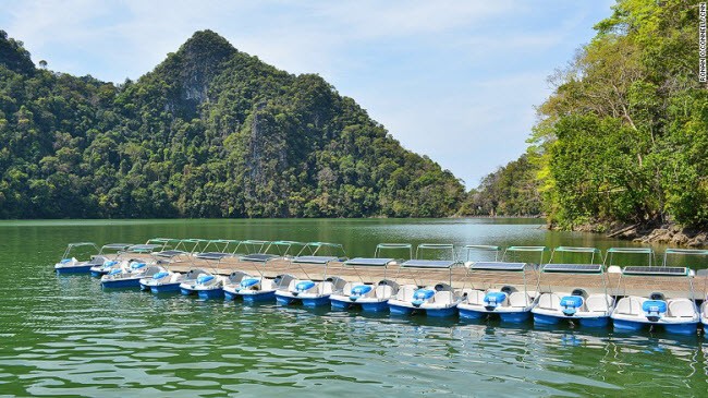 "Xõa tới bến" tại thiên đường biển đẹp nhất Malaysia hình ảnh 3 "xoa toi ben" tai thien duong bien dep nhat malaysia hinh anh 3