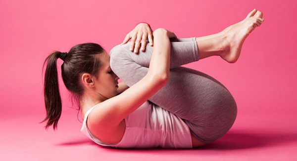 triet-tieu-mo-bung-lau-nam-voi-3-dong-tac-yoga-ai-cung-co-the-tap-2