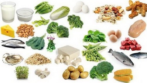Cần ăn nhiều bữa trong ngày, đa dạng thức ăn như thịt nạc, cá, ngũ cốc nguyên hạt, ăn nhiều trái cây và rau quả. Cần ăn nhiều bữa trong ngày, đa dạng thức ăn như thịt nạc, cá, ngũ cốc nguyên hạt, ăn nhiều trái cây và rau quả.