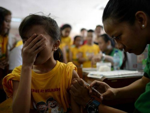hon-700000-tre-em-philippines-bi-tiem-vacxin-nguy-hiem