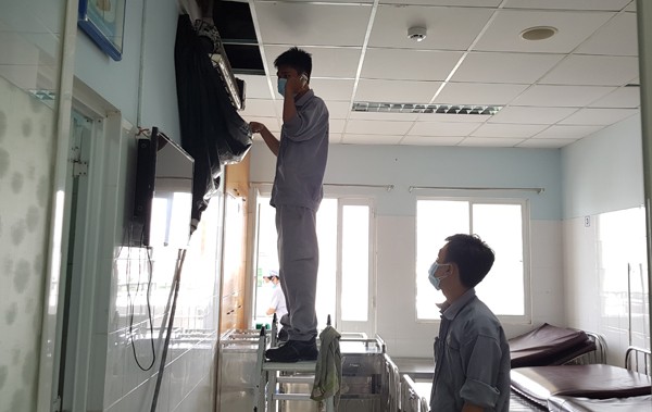 3 ngày viện sản Từ Dũ cách ly chống dịch cúm A/H1N1 - Ảnh 2 3 ngày viện sản Từ Dũ cách ly chống dịch cúm A/H1N1 - Ảnh 2