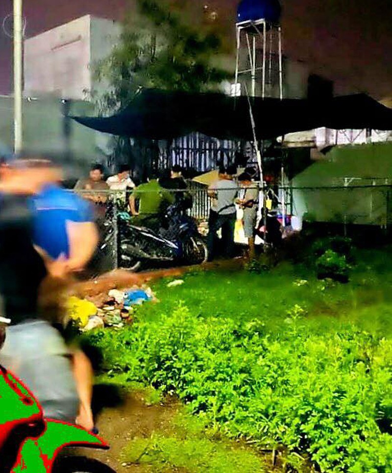 Người đàn ông có vợ và người phụ nữ chết trong căn nhà ở Đồng Nai Nguoi dan ong co vo va nguoi phu nu chet trong can nha o Dong Nai