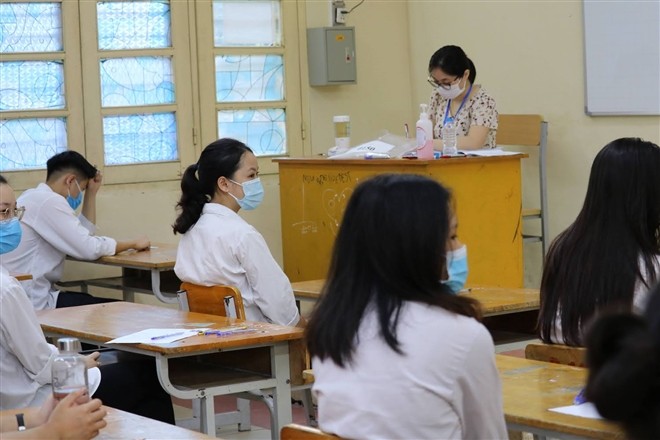 Bộ GD&ĐT sẽ lùi thời gian kết thúc năm học, lịch thi THPT nếu COVID-19 kéo dài - 1