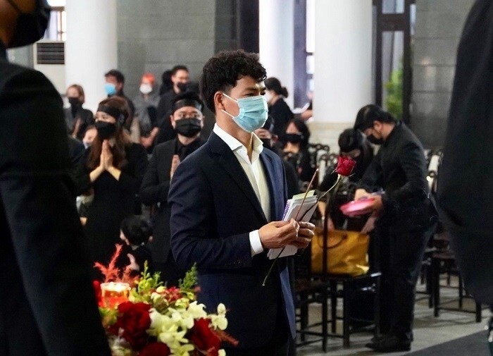 Tiễn biệt NSND Hoàng Dũng trong
