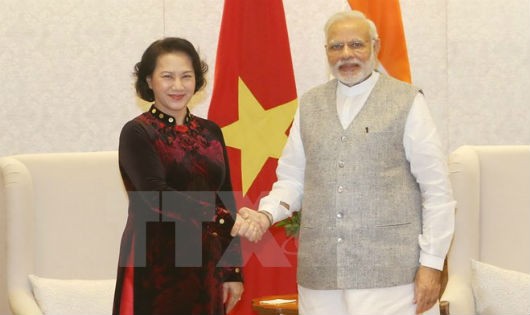 Chủ tịch Quốc hội Nguyễn Thị Kim Ngân hội kiến với Thủ tướng Ấn Độ Narendra Modi. (Ảnh: Trọng Đức/TTXVN)