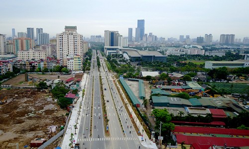 Một tuyến đường tại Hà Nội được xây dựng theo hình thức BT. Ảnh: Bá Đô