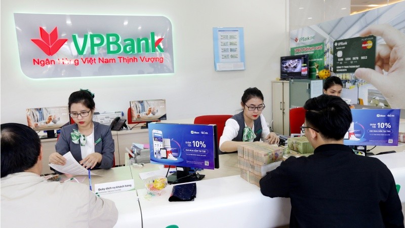 Mặt trái của ngân hàng 4.0: Khi khách hàng chưa kịp thích ứng với sự thay đổi công nghệ