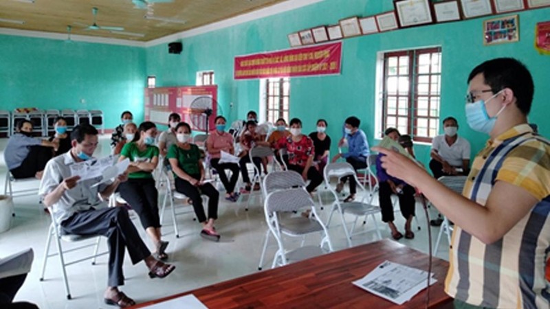 Tuyên truyền, vận động người dân tham gia BHXH, BHYT tại Đoan Hùng, Phú Thọ.