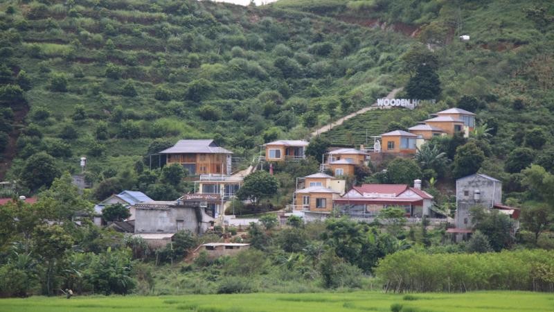 Wooden House Mộc Châu (bản Chiềng Đi) xây năm 2020 không có giấy phép xây dựng.