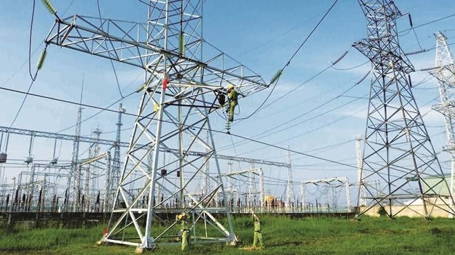 Một số ý kiến cho rằng tăng nhiệt điện than để hạn chế xây dựng đường truyền tải điện liên miền.