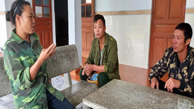 Người dân xã Ân Phú cho rằng xã mời lên làm việc sau khi phản ánh sự việc với báo chí là bất thường.