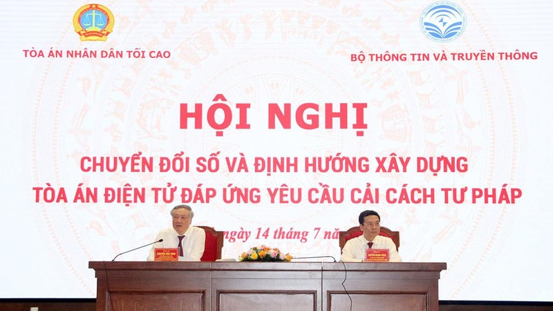 Lễ ký kết chương trình phối hợp giữa TANDTC và Bộ Thông tin và Truyền thông trong chuyển đổi số và xây dựng Tòa án điện tử.