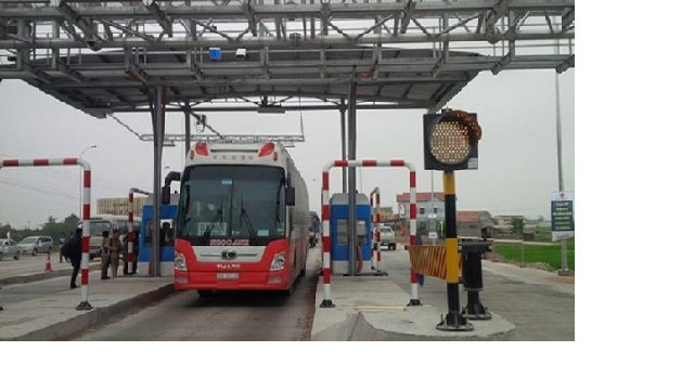 'Xả' trạm thu phí phục vụ công tác chống bão