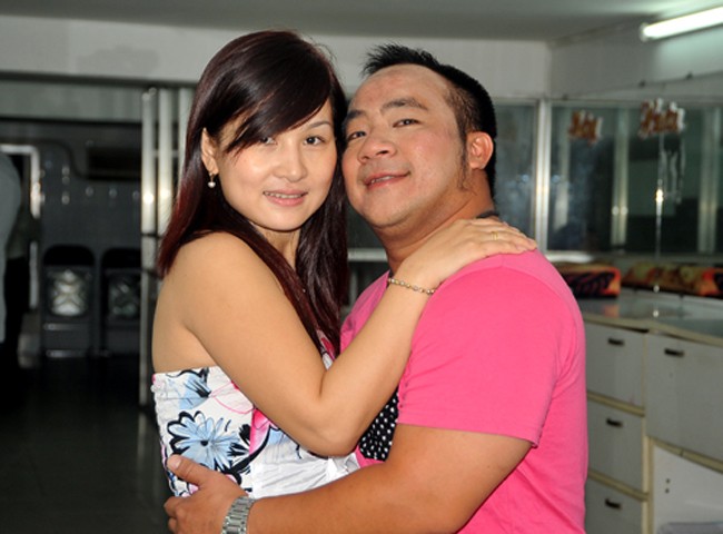 Những cặp "đũa lệch" trong showbiz Việt hình ảnh 5 nhung cap "dua lech" trong showbiz viet hinh anh 5